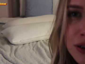 girl Webcam Sex Crazed Girls with ella_twinkle