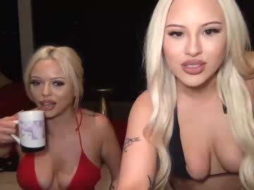 couple Webcam Sex Crazed Girls with haydennn_