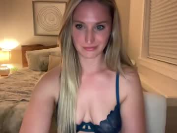 girl Webcam Sex Crazed Girls with tillythomas