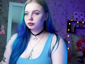 girl Webcam Sex Crazed Girls with moon_valkyriie