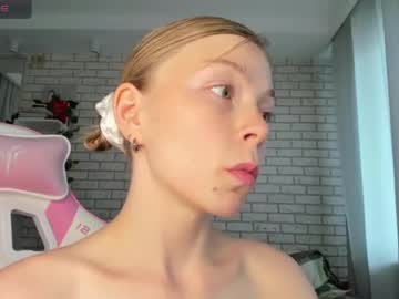 girl Webcam Sex Crazed Girls with deva_alice