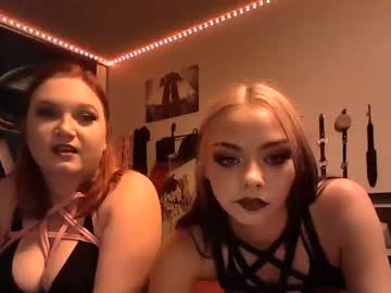 girl Webcam Sex Crazed Girls with naughtylilthang