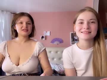 couple Webcam Sex Crazed Girls with angry_girl