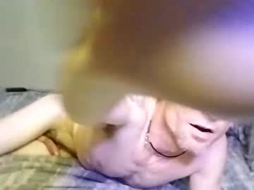 couple Webcam Sex Crazed Girls with solidsnake42o