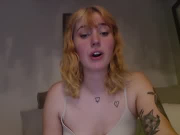 girl Webcam Sex Crazed Girls with sadiethemilf
