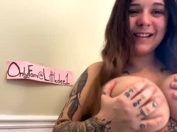 girl Webcam Sex Crazed Girls with littledee1234