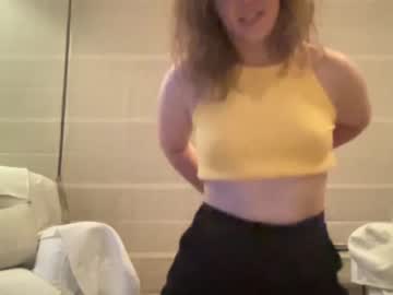 couple Webcam Sex Crazed Girls with watchingafancyfuck