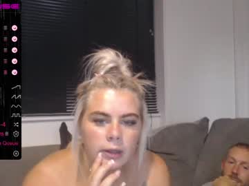 couple Webcam Sex Crazed Girls with luckylucy97