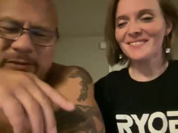 couple Webcam Sex Crazed Girls with dmajor1111