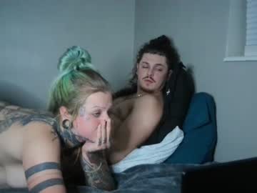 couple Webcam Sex Crazed Girls with gothhoe420
