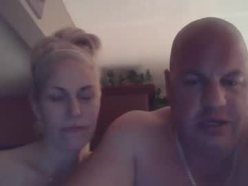 couple Webcam Sex Crazed Girls with jcrich22