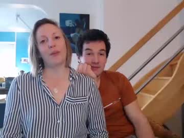 couple Webcam Sex Crazed Girls with alice8363