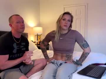 couple Webcam Sex Crazed Girls with jsarahcate