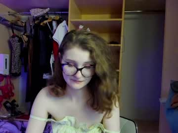 girl Webcam Sex Crazed Girls with moonlight_princess