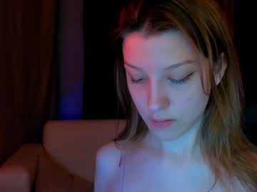 couple Webcam Sex Crazed Girls with evelina_meow