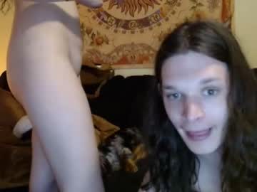 couple Webcam Sex Crazed Girls with dumbnfundoubletrouble