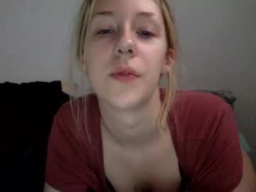 girl Webcam Sex Crazed Girls with nixiemaeve