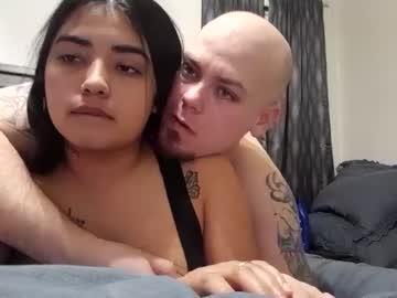 couple Webcam Sex Crazed Girls with luljess2004