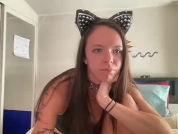 couple Webcam Sex Crazed Girls with kinky_nomads