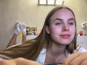 girl Webcam Sex Crazed Girls with gucci_rich