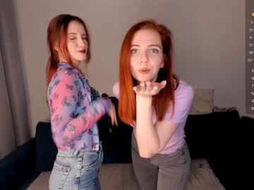couple Webcam Sex Crazed Girls with darelleeverist