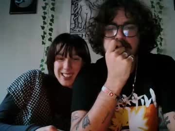 couple Webcam Sex Crazed Girls with edenfaerie