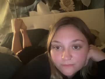 girl Webcam Sex Crazed Girls with petite_m_glory