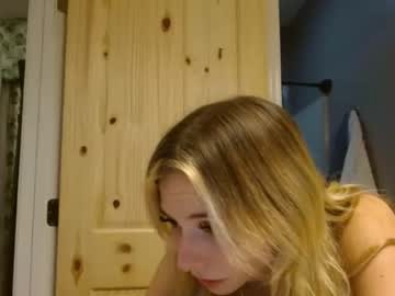 girl Webcam Sex Crazed Girls with emilystarxs
