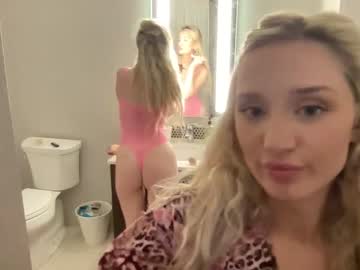 girl Webcam Sex Crazed Girls with thebarelylegalblonde