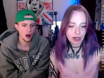 couple Webcam Sex Crazed Girls with degradat1on