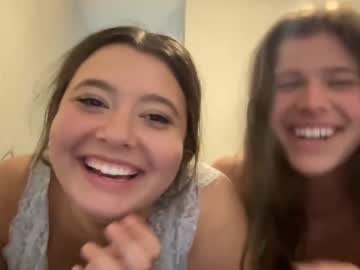 girl Webcam Sex Crazed Girls with skimaskhails