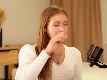 girl Webcam Sex Crazed Girls with elvinagallamore