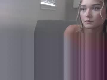 couple Webcam Sex Crazed Girls with forallthedogz