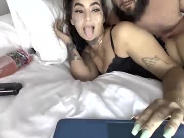 couple Webcam Sex Crazed Girls with xtika
