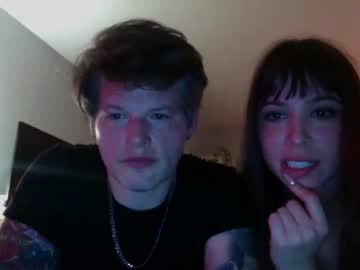 couple Webcam Sex Crazed Girls with kickitforward