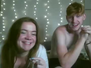 couple Webcam Sex Crazed Girls with zekeee420