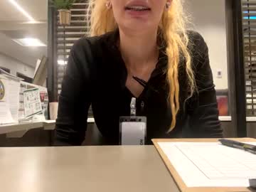 girl Webcam Sex Crazed Girls with mystical_mystery