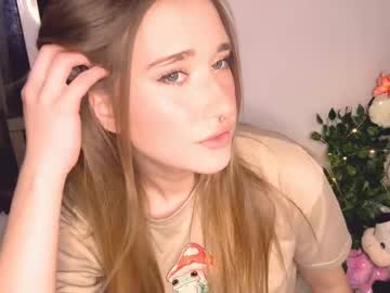 couple Webcam Sex Crazed Girls with iriskissxtonyboy