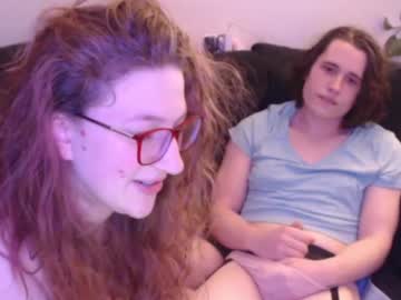 couple Webcam Sex Crazed Girls with jollyorgaz