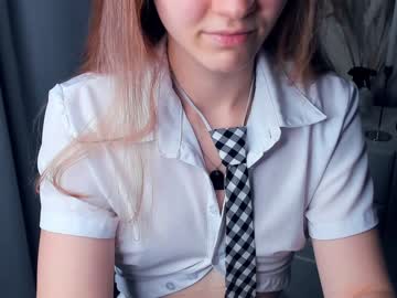 girl Webcam Sex Crazed Girls with caressing_glance