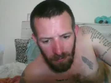 couple Webcam Sex Crazed Girls with kuntryboyfresh1995