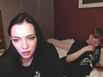 couple Webcam Sex Crazed Girls with a_s_m_