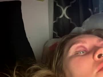 couple Webcam Sex Crazed Girls with edmcouplee