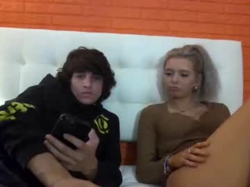 couple Webcam Sex Crazed Girls with bigt42069420