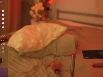 girl Webcam Sex Crazed Girls with devilss_toy