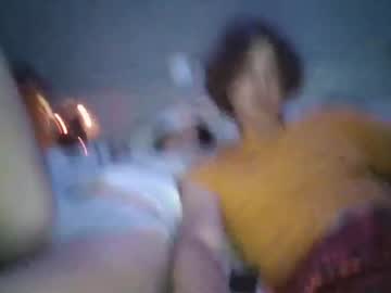 couple Webcam Sex Crazed Girls with chadandmorg