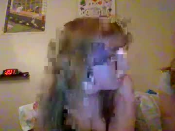 couple Webcam Sex Crazed Girls with carpetmunchers