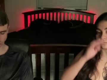couple Webcam Sex Crazed Girls with dominantzack