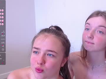couple Webcam Sex Crazed Girls with pollypolly__
