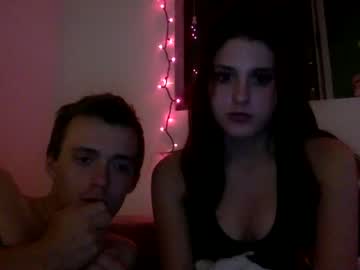 couple Webcam Sex Crazed Girls with luke738